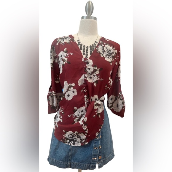 Torrid Burgundy Floral Blouse - Picture 5 of 9